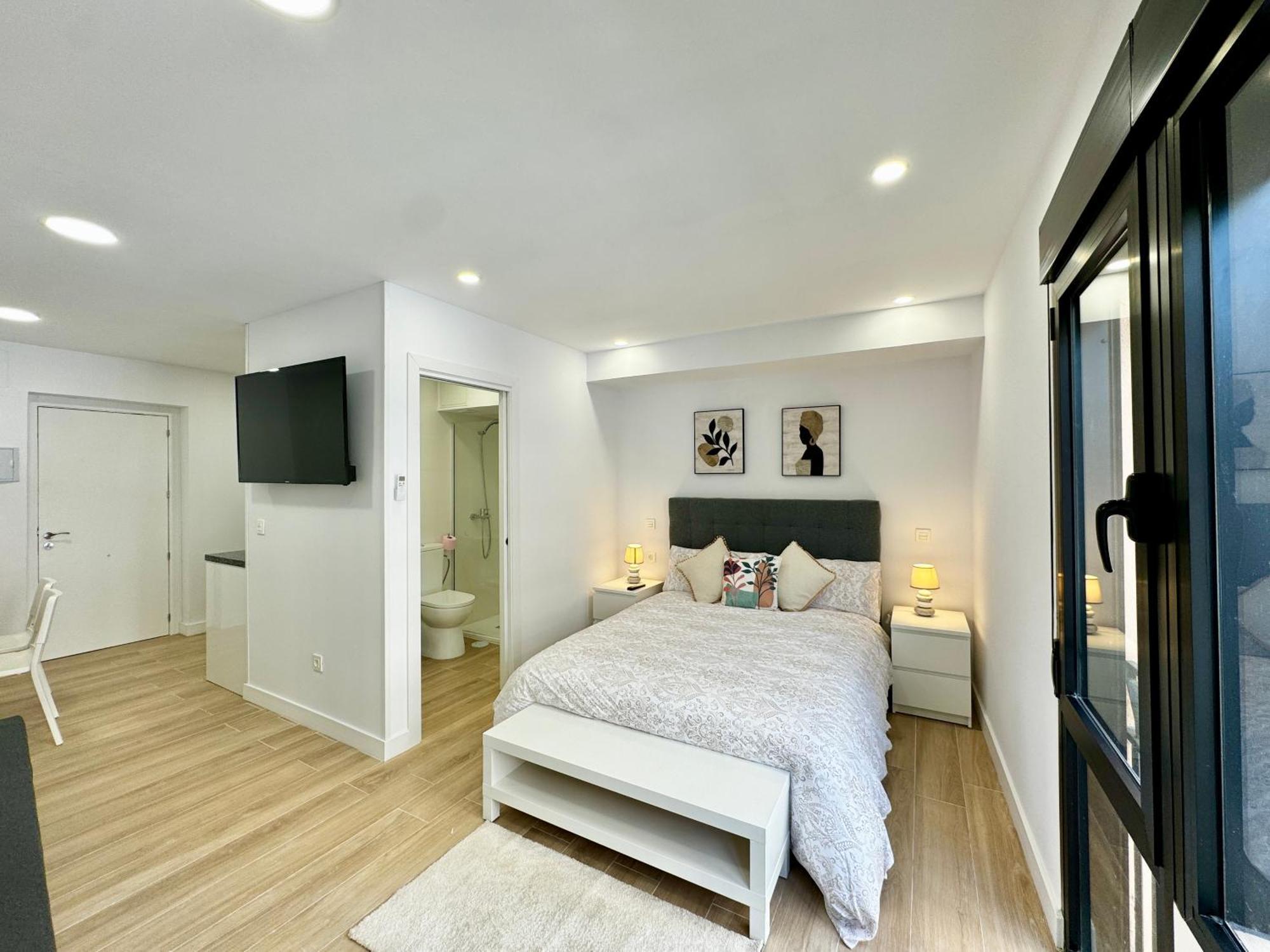 Amazing Seaside Studio By Eaw Homes Marbella Luaran gambar