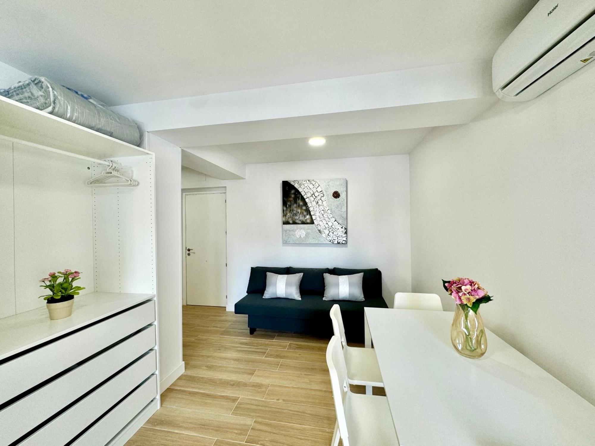 Amazing Seaside Studio By Eaw Homes Marbella Luaran gambar